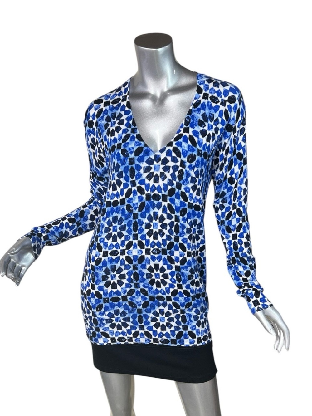 Michael Kors Women’s Medium Cobalt Blue Geometric Soft Thin Knit Tunic Sweater